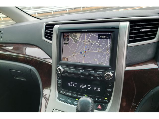 TOYOTA ALPHARD 2012 Image 31