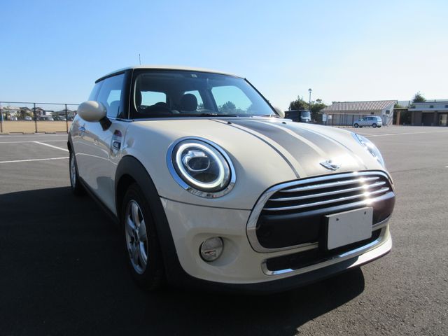 BMW MINI ONE 2019 Image 31