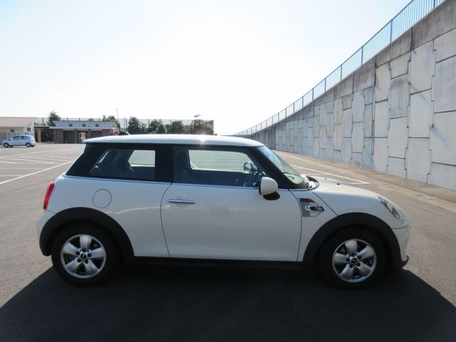 BMW MINI ONE 2019 Image 31