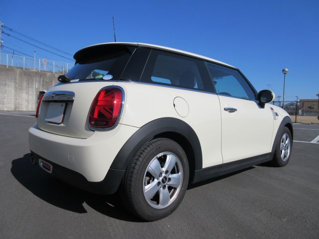 BMW MINI ONE 2019 Image 31