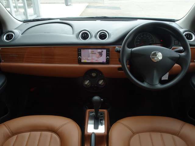 MITSUOKA VIEWT 2019 Image 31