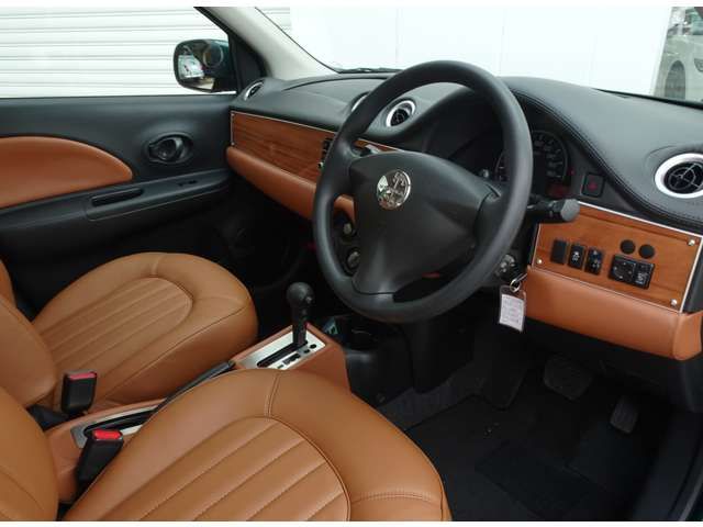 MITSUOKA VIEWT 2019 Image 31