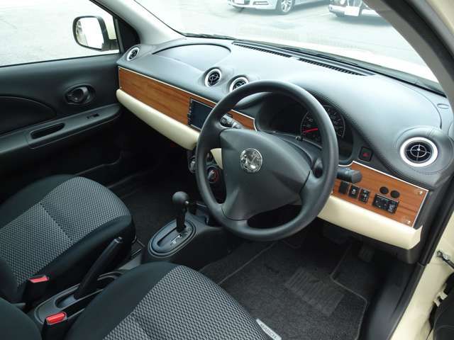 MITSUOKA VIEWT HATCHBACK 2019 Image 31