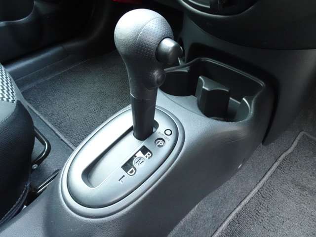 MITSUOKA VIEWT HATCHBACK 2019 Image 31