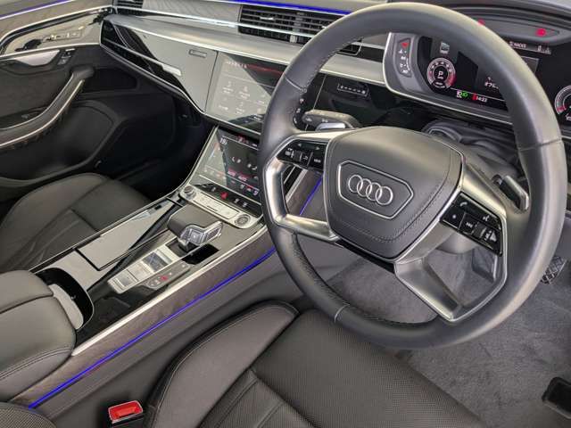 AUDI A8 2022 Image 31