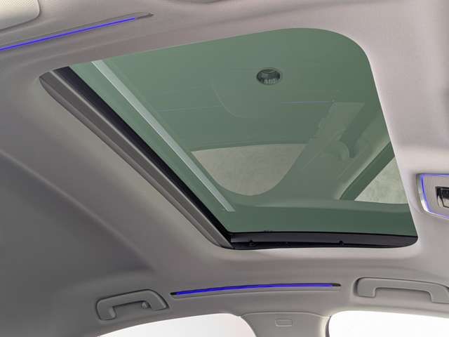 AUDI A8 2022 Image 31