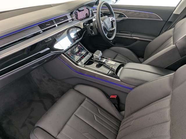 AUDI A8 2022 Image 31