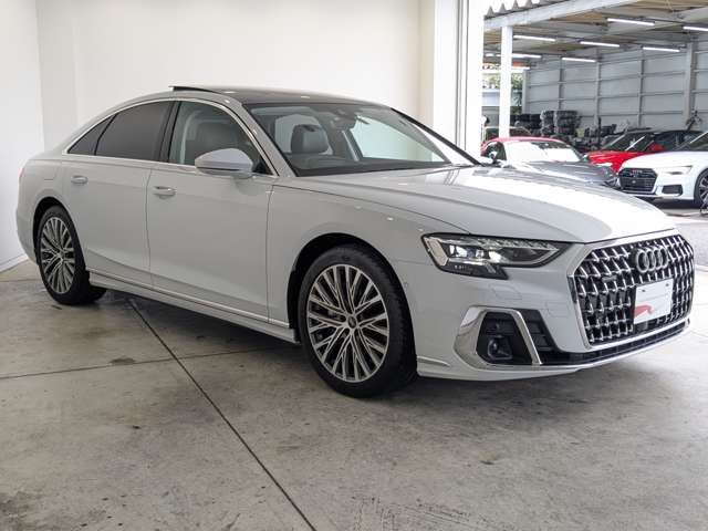 AUDI A8 2022 Image 31