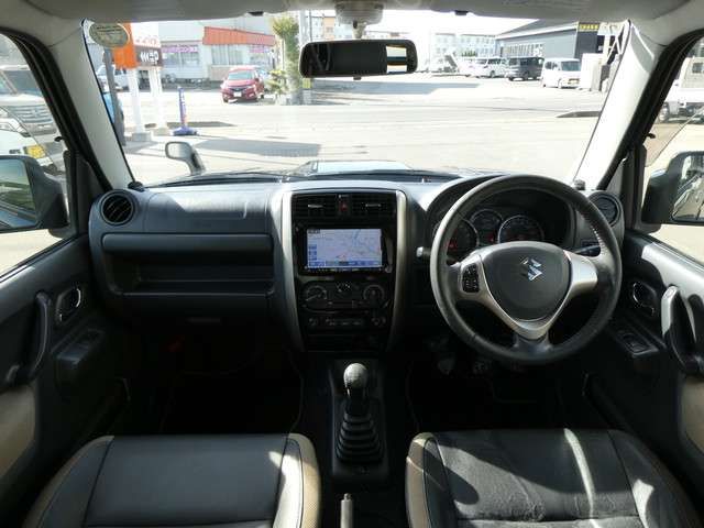 SUZUKI JIMNY 4WD 2015 Image 31