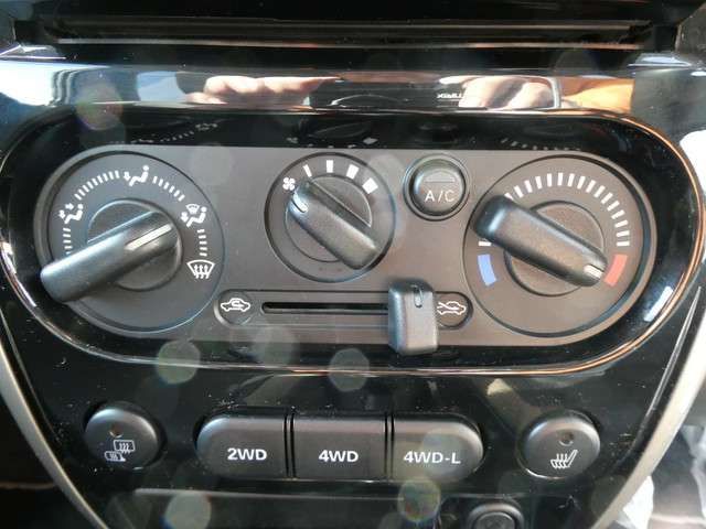 SUZUKI JIMNY 4WD 2015 Image 31