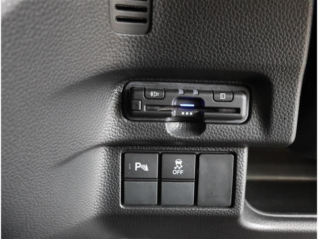 HONDA N BOX CUSTOM 2023 Image 31