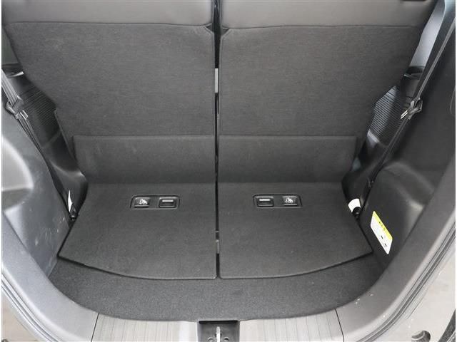 HONDA N BOX CUSTOM 2023 Image 31