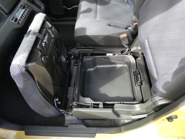 SUZUKI WAGON R 4WD 2018 Image 31