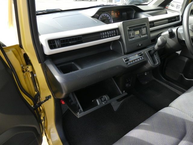 SUZUKI WAGON R 4WD 2018 Image 31