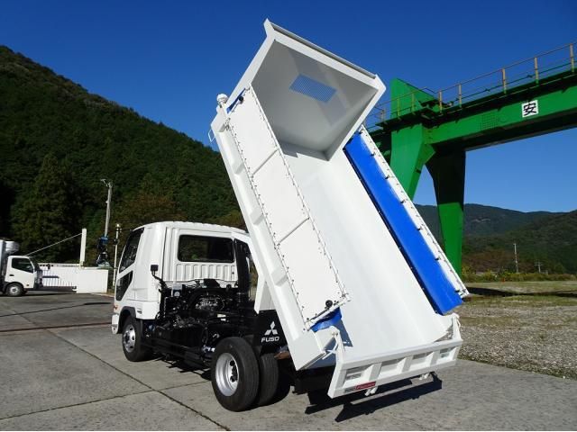 MITSUBISHI FUSOU FIGHTER 2025 Image 31