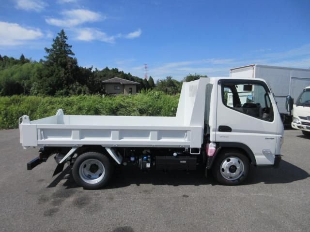 MITSUBISHI CANTER 2025 Image 31