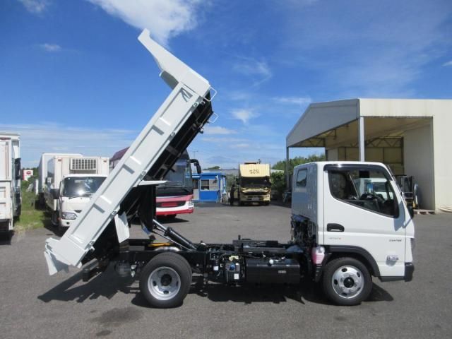 MITSUBISHI CANTER 2025 Image 31