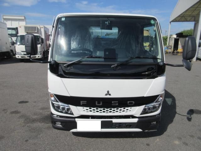 MITSUBISHI CANTER 2025 Image 31