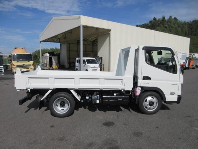 MITSUBISHI CANTER 2025 Image 31