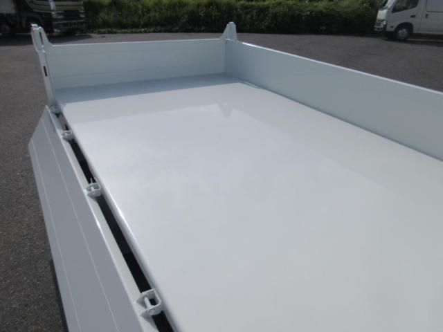 MITSUBISHI CANTER 2025 Image 31