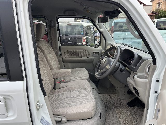 SUZUKI EVERY WAGON 2023 Image 31