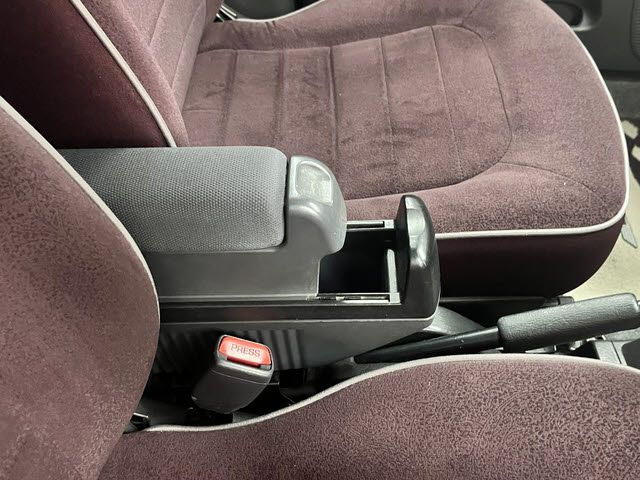 DAIHATSU MIRA GINO 1999 Image 31