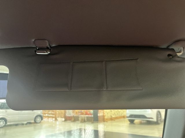 DAIHATSU MIRA GINO 1999 Image 31