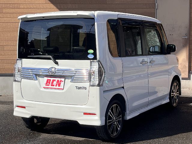 DAIHATSU TANTO CUSTOM 4WD 2017 Image 31