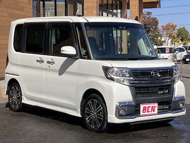 DAIHATSU TANTO CUSTOM 4WD 2017 Image 31
