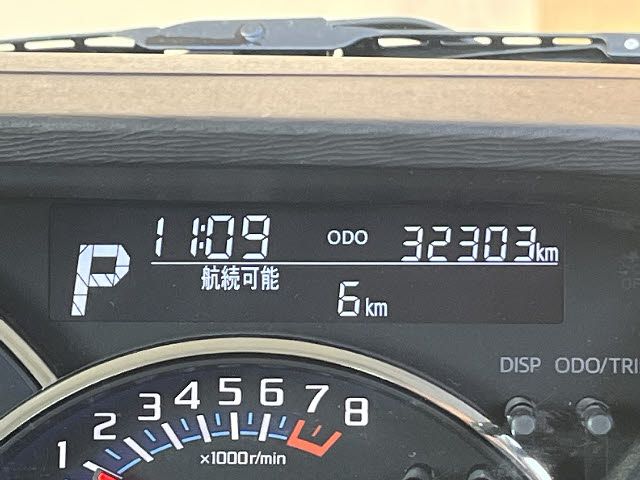 DAIHATSU TANTO CUSTOM 4WD 2017 Image 31