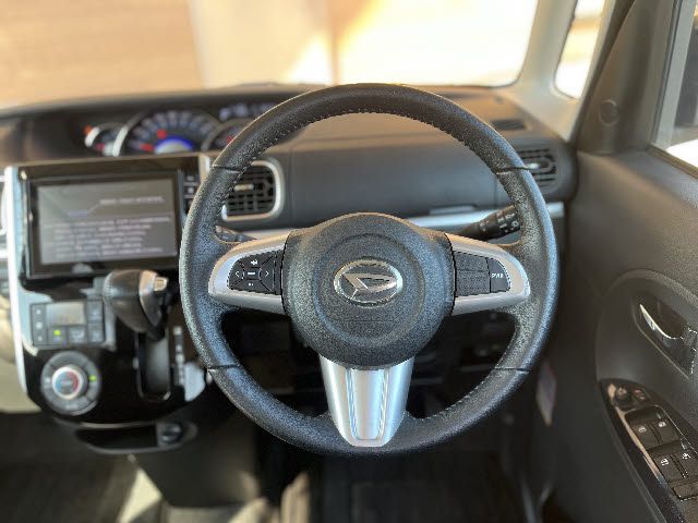 DAIHATSU TANTO CUSTOM 4WD 2017 Image 31