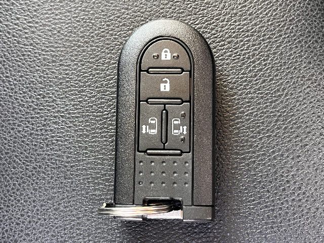 DAIHATSU TANTO CUSTOM 4WD 2017 Image 31