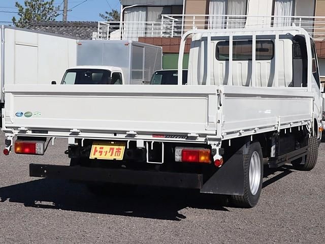 HINO DUTRO 2020 Image 31