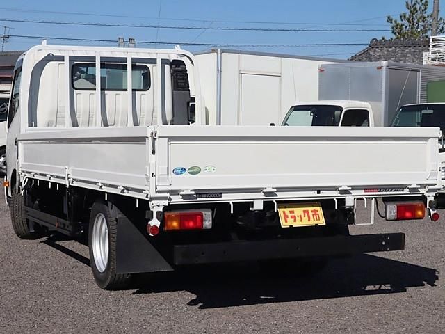 HINO DUTRO 2020 Image 31