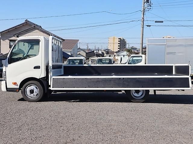 HINO DUTRO 2020 Image 31