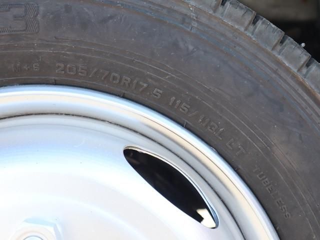 HINO DUTRO 2020 Image 31