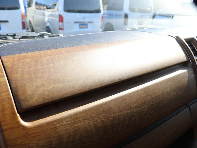 TOYOTA HIACE VAN 2WD 2018 Image 31