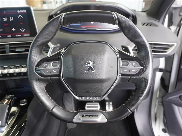 PEUGEOT 3008 2018 Image 31