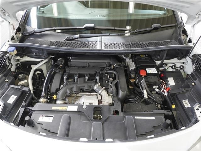 PEUGEOT 3008 2018 Image 31