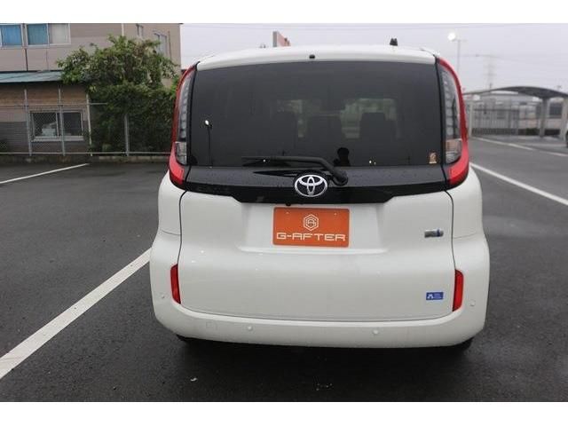 TOYOTA SIENTA HYBRID 2022 Image 31