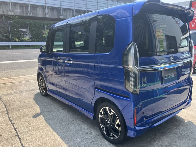 HONDA N BOX CUSTOM 2018 Image 31