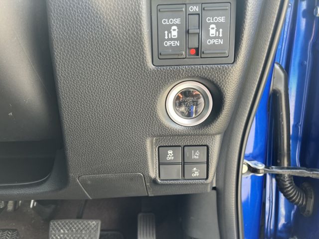 HONDA N BOX CUSTOM 2018 Image 31