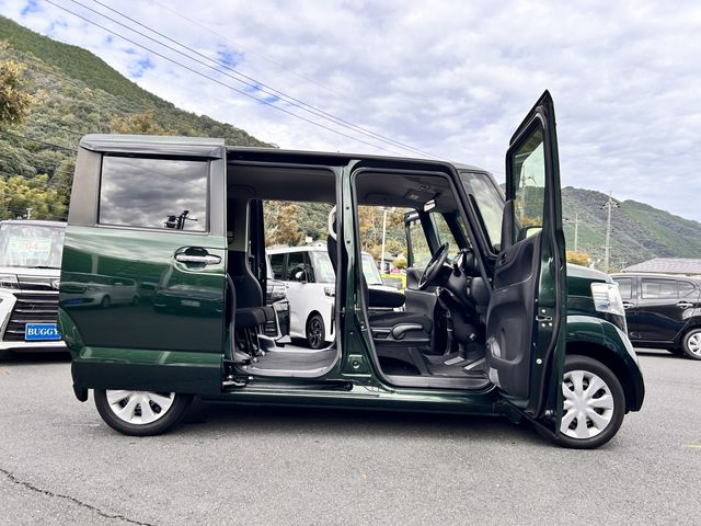 HONDA N BOX 2016 Image 31