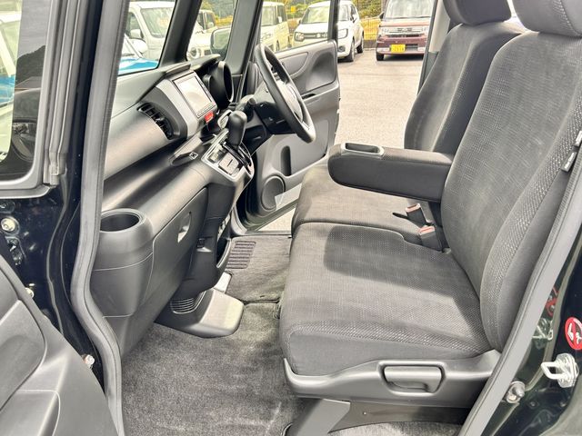 HONDA N BOX 2016 Image 31