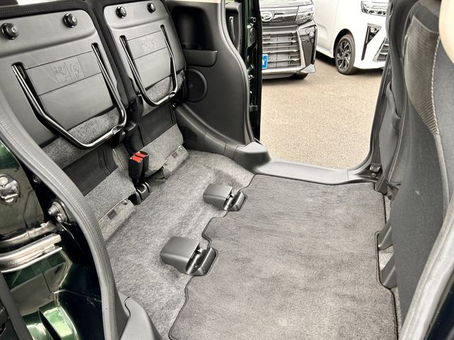 HONDA N BOX 2016 Image 31