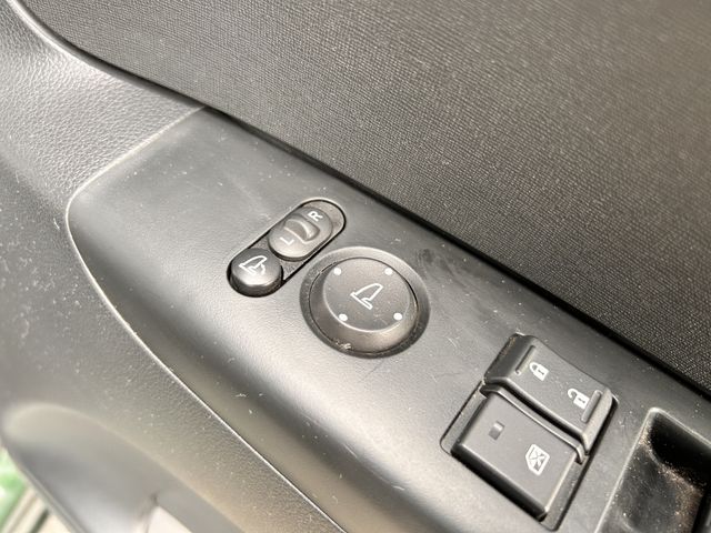 HONDA N BOX 2016 Image 31