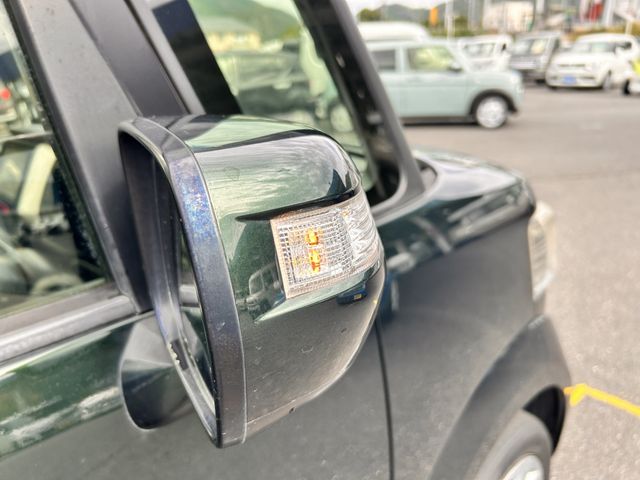 HONDA N BOX 2016 Image 31