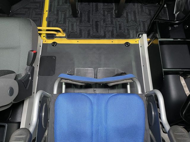 TOYOTA HIACE VAN 2WD 2019 Image 31