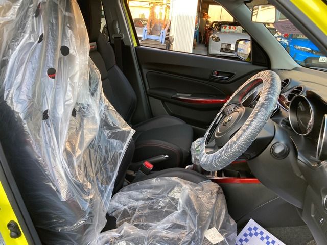 RENAULT MEGANE HATCH 2024 Image 31