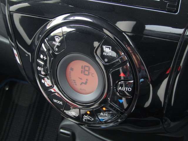 NISSAN NOTE 2017 Image 31